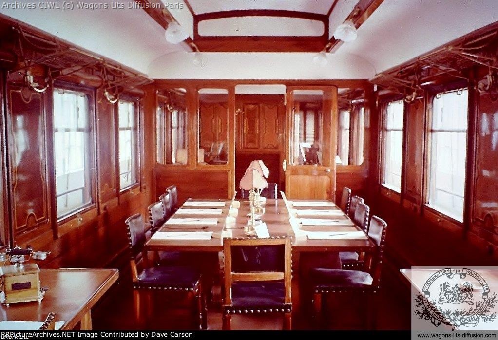 Wl armistice wl 2419 car interior