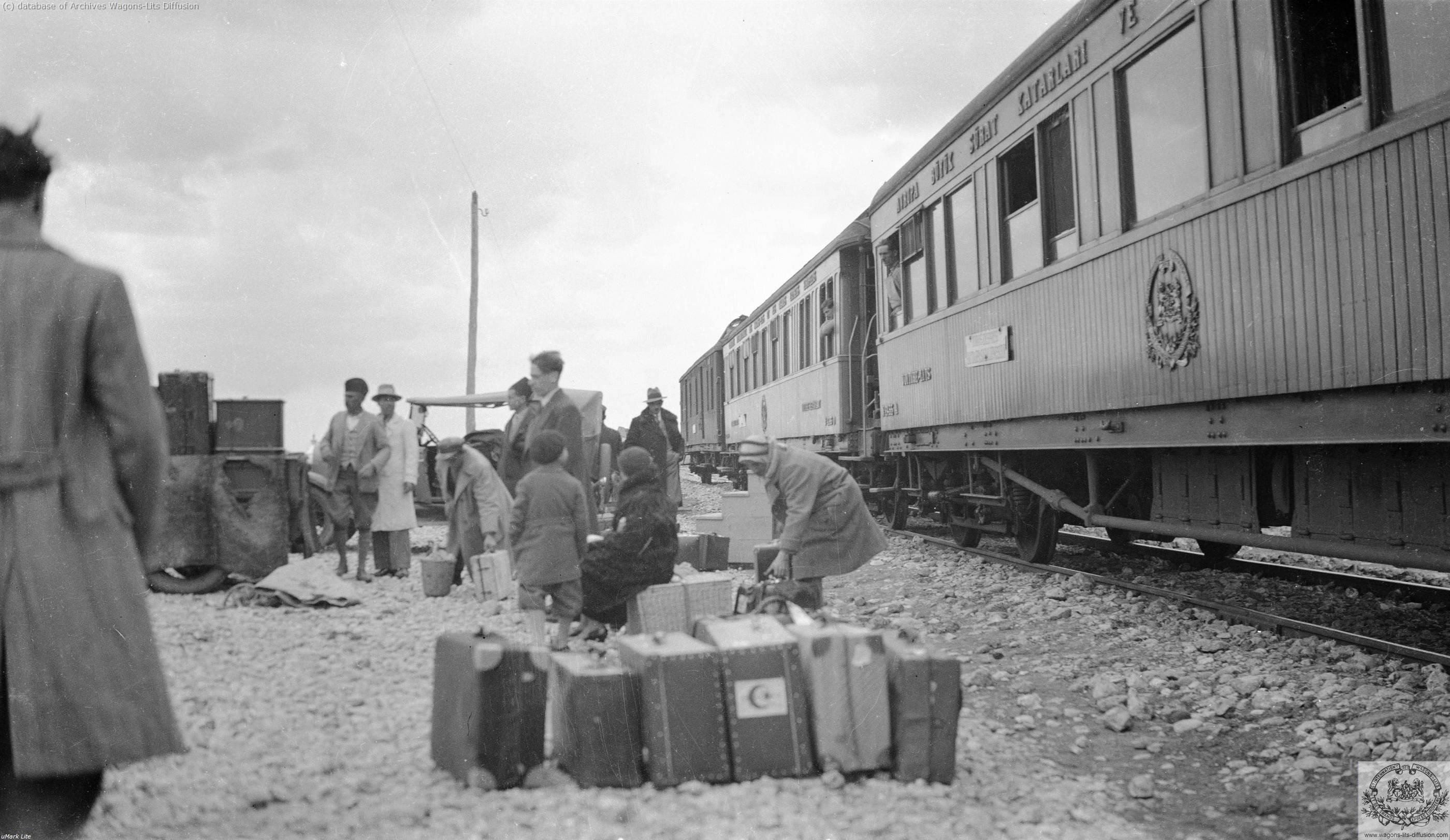 Wl arrival at tel ziouane border of turkey syria by taurus express 1933